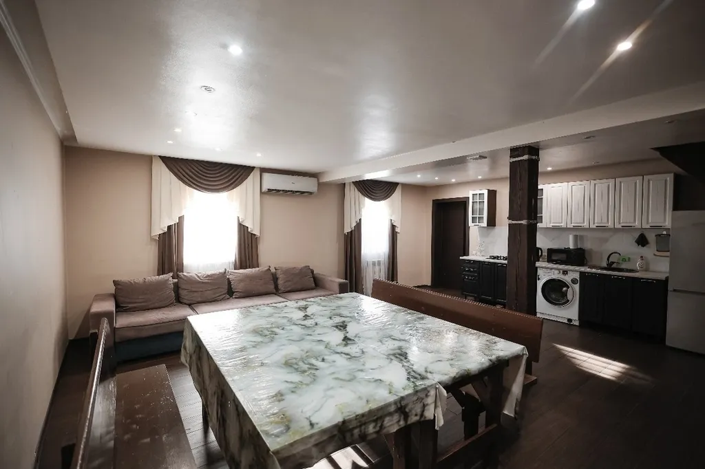 Коттедж на берегу озера