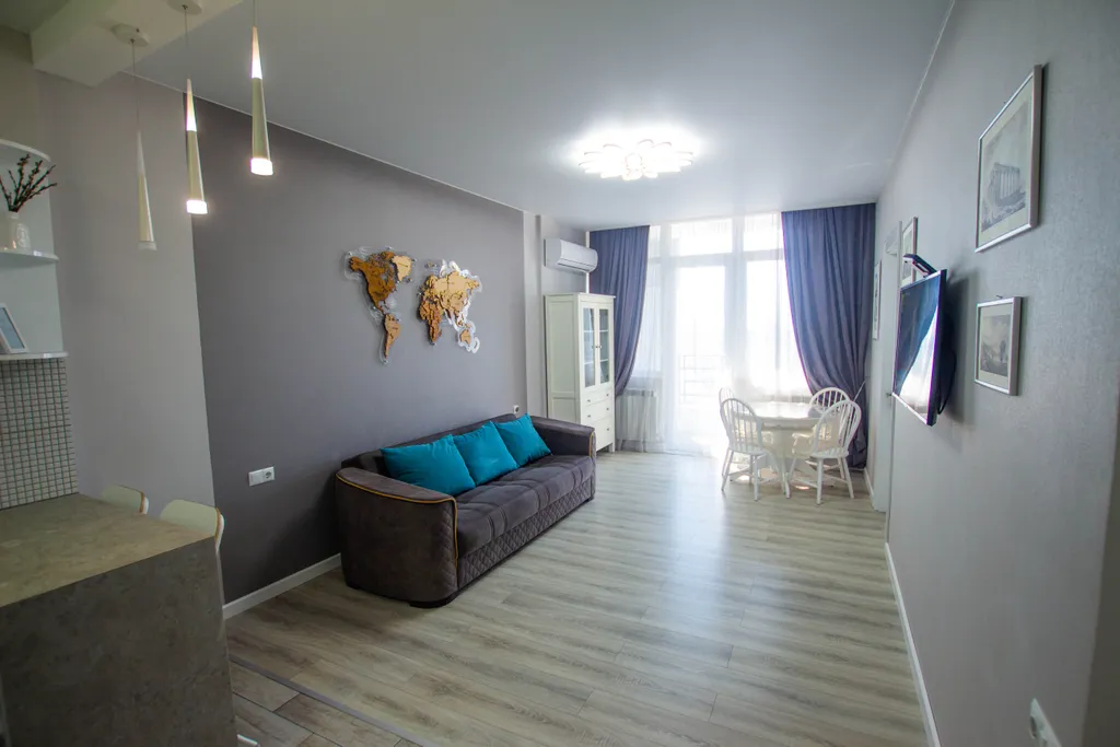 Светлая и уютная квартира с 3 комнатами, 7 минут от моря — аренда посуточно в Батуми