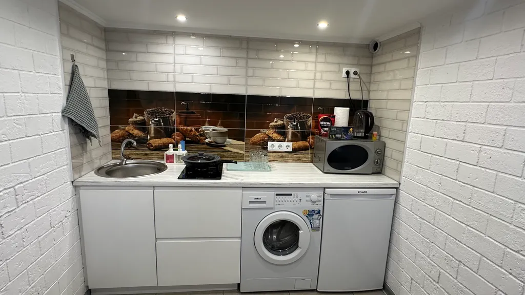 Новая уютная квартира в частном районе