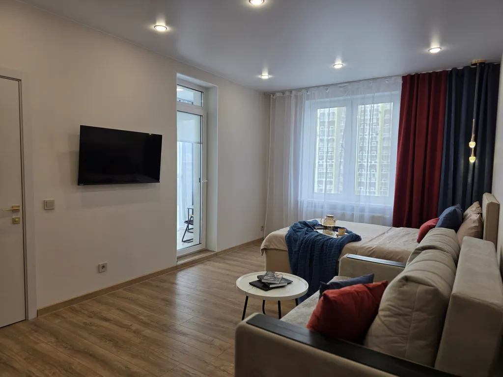 Новая светлая квартира с дизайнерским ремонтом