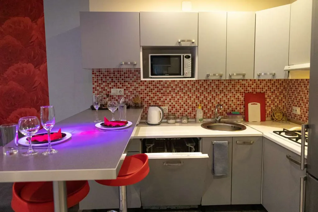 Мини коттедж с сауной и крытой террасой