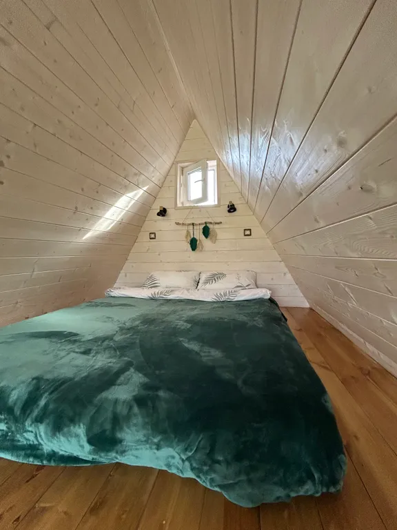 Стильный Афрейм-дом у леса