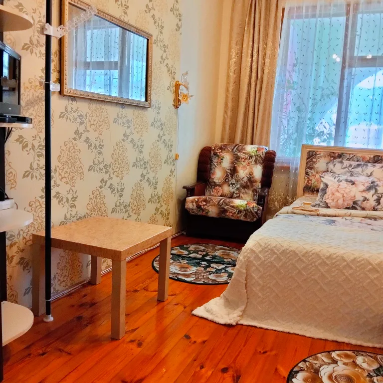 2 комнаты для большой семьи у  Черного моря