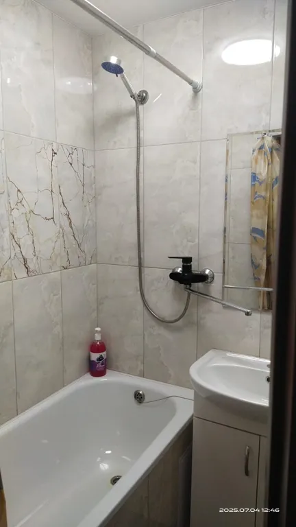 Уюная 3х комнатная квартира в центре города