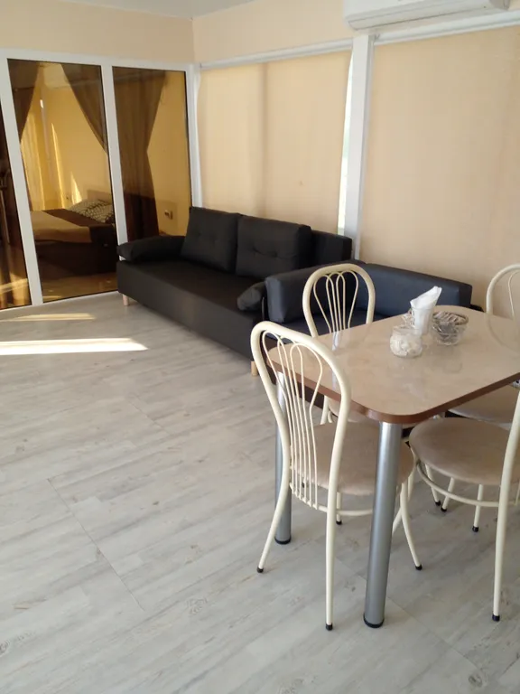 Дом на склоне