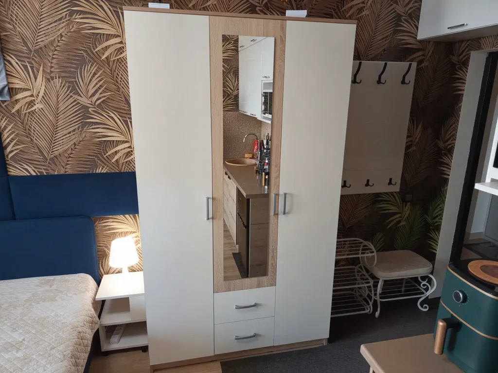 Квартира Квартира Апартамент с видом на море в парке Победы города Севастополя — Севастополь