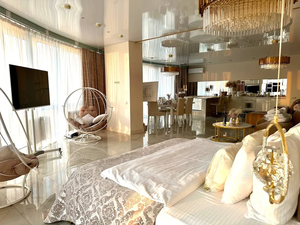 Атмосфера комфорта студия Золотая антилопа с лоджией