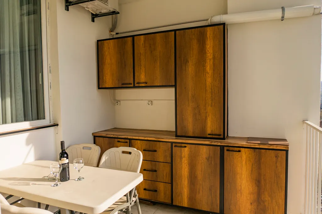 Уютная квартира с большим балконом и видом на город