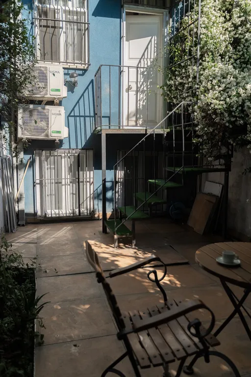 Уютная квартира в центре с садом