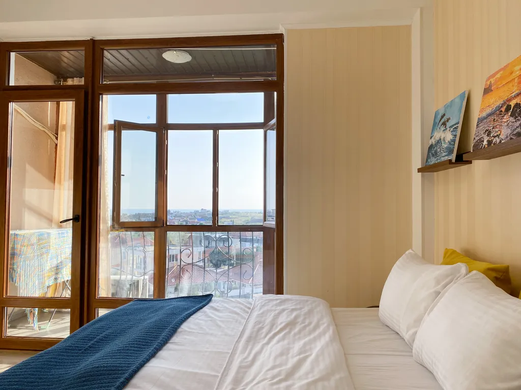 Квартира Квартира Видовая студия у моря с бассейном — Севастополь