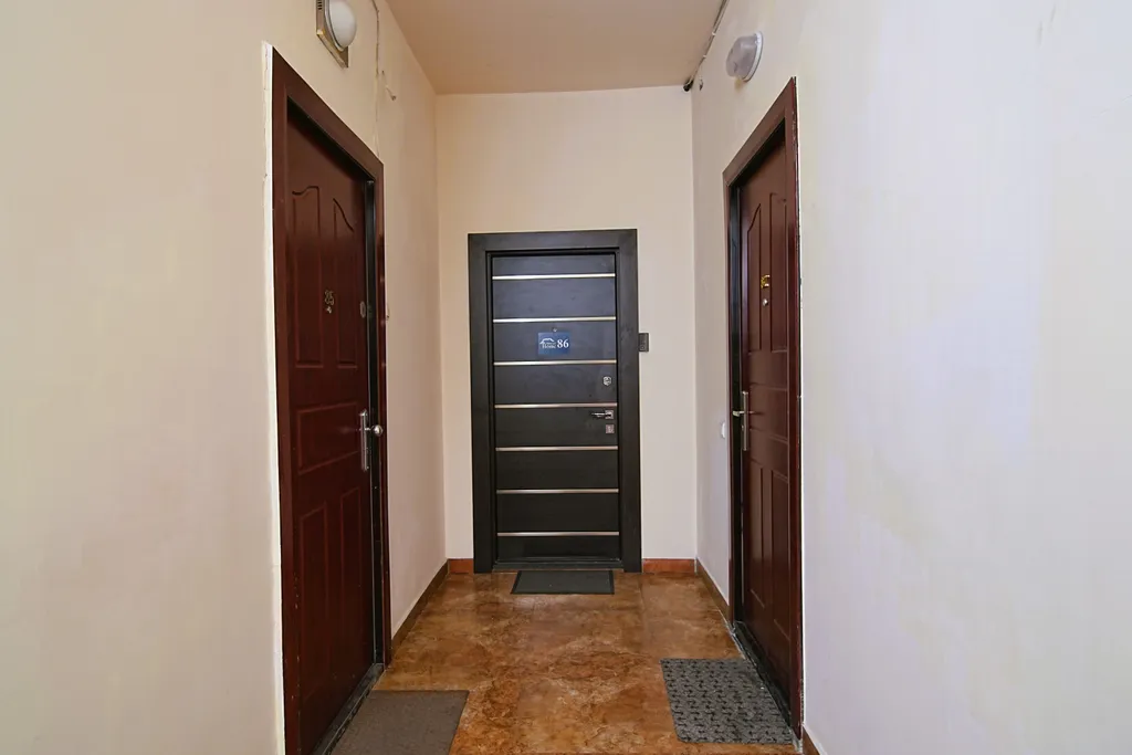 Семейные апартаменты с видом на город в центре