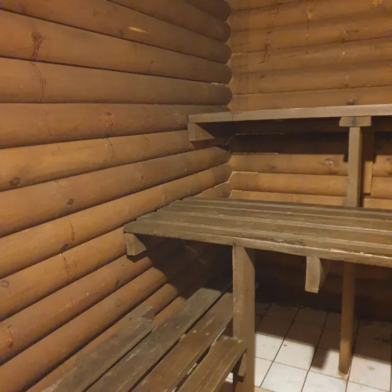 Дом с баней на берегу Минского моря