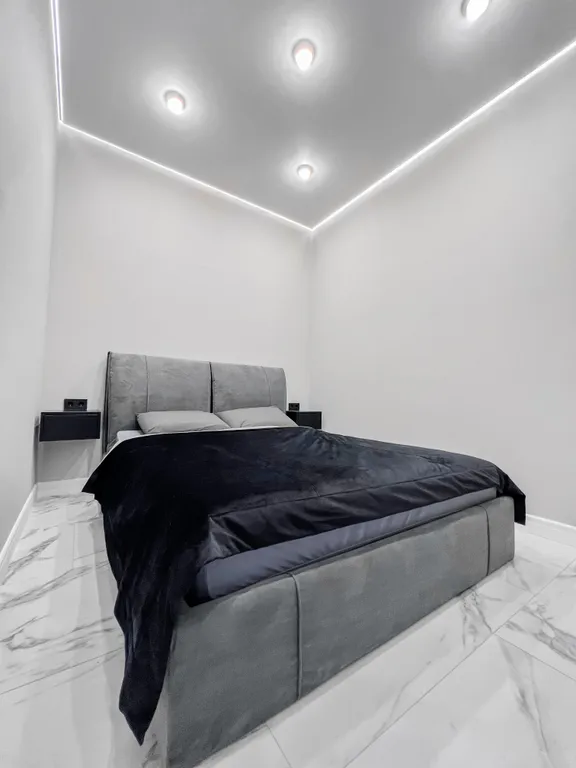 Двухуровневые апартаменты с прямым выходом к бассейну и у моря