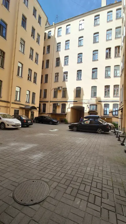 Квартира Квартира На Невском с 3 спальнями, парковка во дворе — Санкт-Петербург