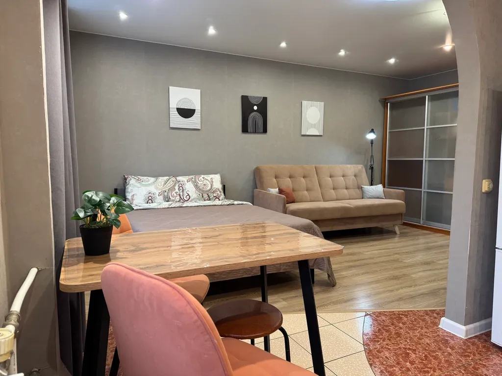 Уютная студия у клиники «Лимфатек»