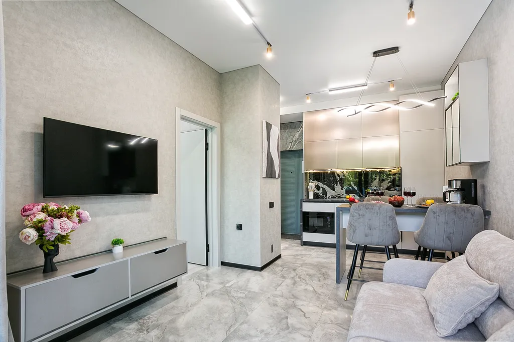 1-комнатная квартира с террасой на парк у моря со своим бассейном на пляже