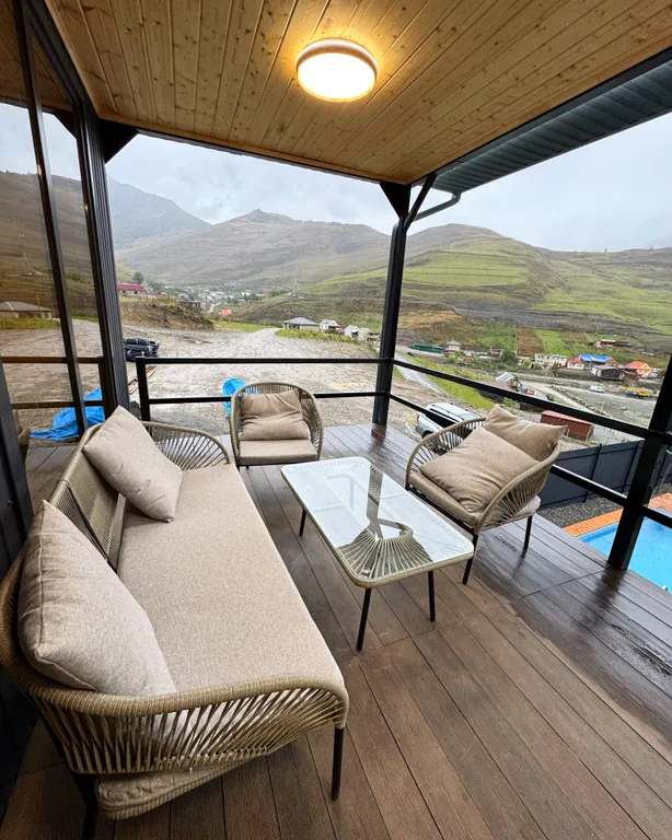 Новый красивый дом в горах Осетии