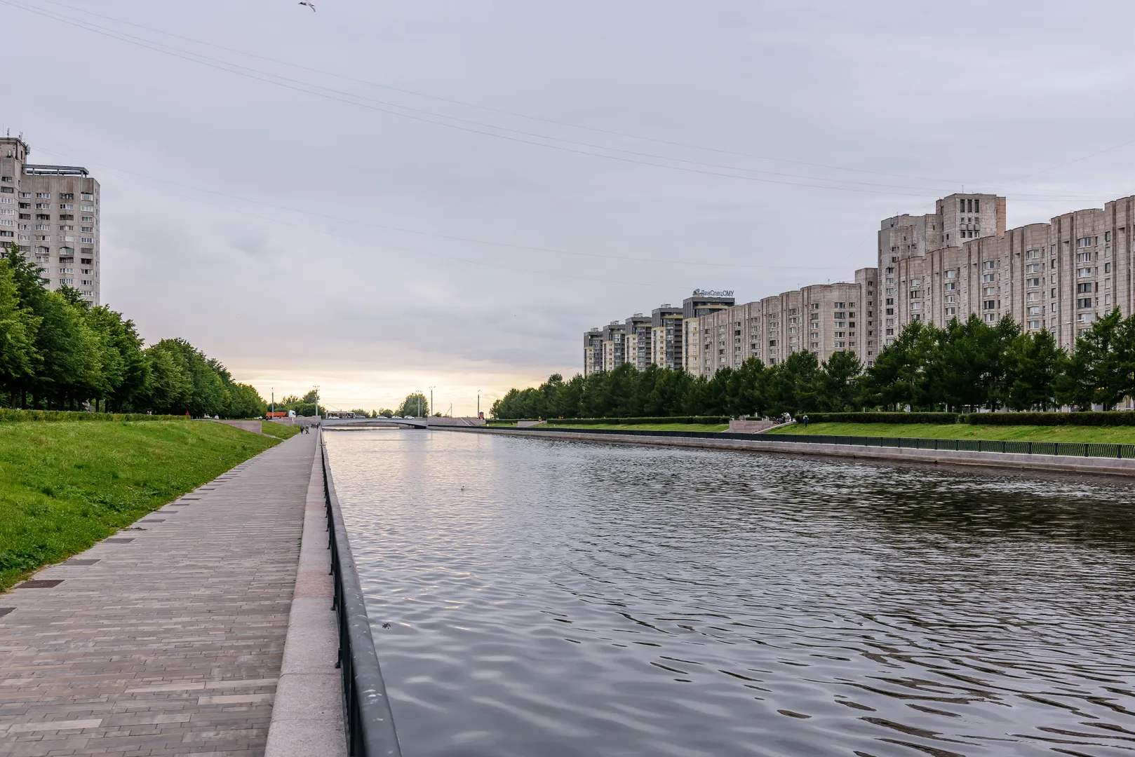 2-комнатная квартира посуточно, Санкт-Петербург, Новосмоленская набережная,  2, объявление 754355 — Суточно.ру