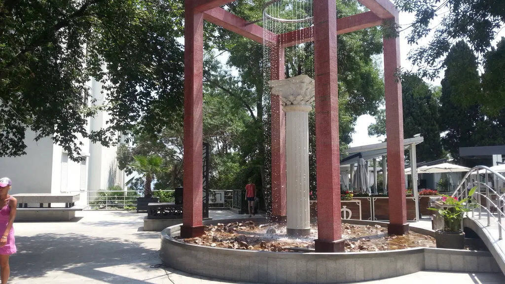 2-комнатная квартира с видом на море и горы в Приморском парке