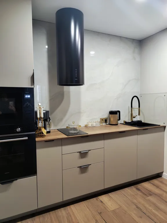 Новая шикарная трёхкомнатная квартира люкс