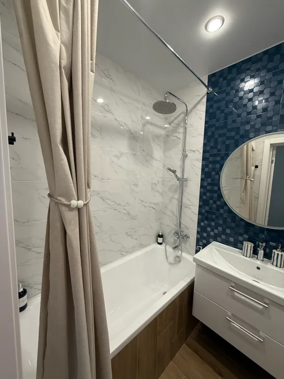 Уютная новая квартира с дизайнерским ремонт с видом на город