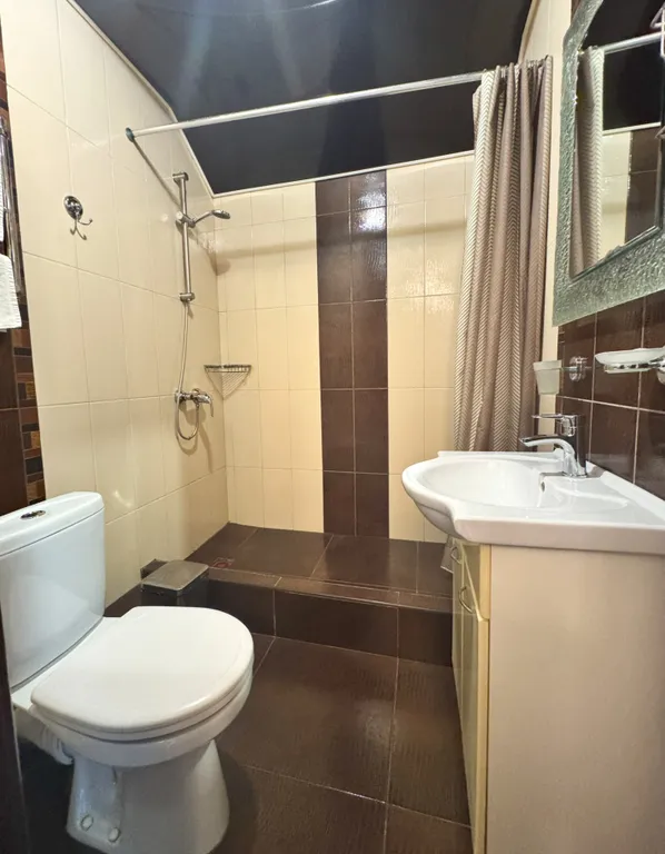 Квартира 2-комнатная Квартира — Геленджик