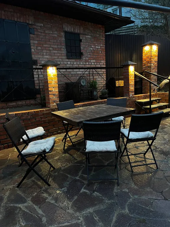 Дом с амбаром 1903. Старинный дом на 8-9 человек в самом центре. Сауна