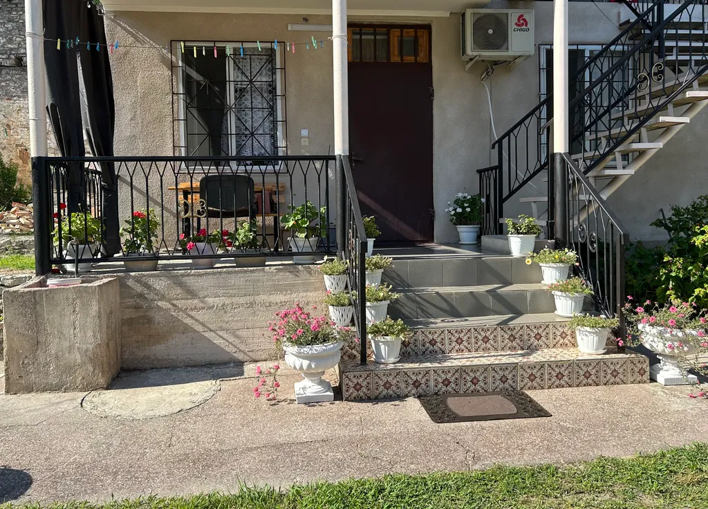 Этаж под ключ в доме в центре города