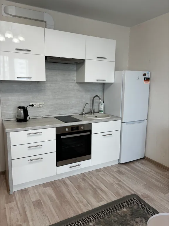 Уютная квартира в экологически чистом районе — аренда посуточно в Челябинск