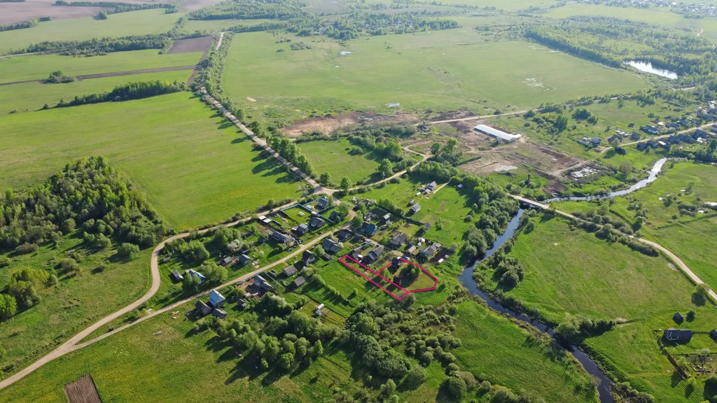 Дом у речки для семейного отдыха