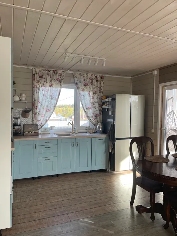 6-комнатный Дом