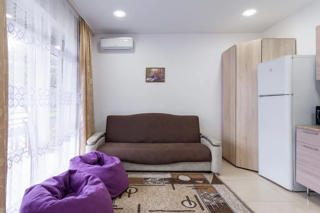 Квартира 2-комнатная Квартира — Геленджик