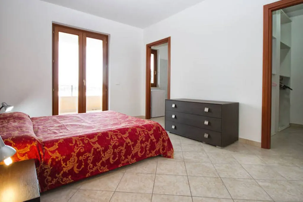 4-комнатная Квартира