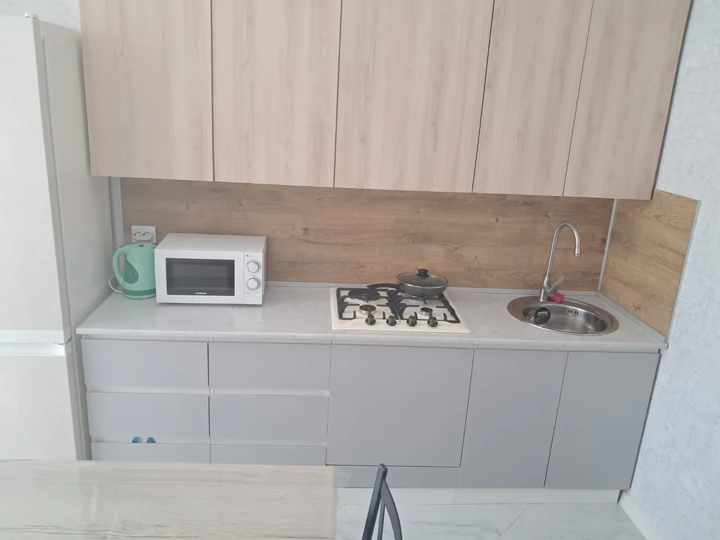 Уютная, новая квартира в центре города