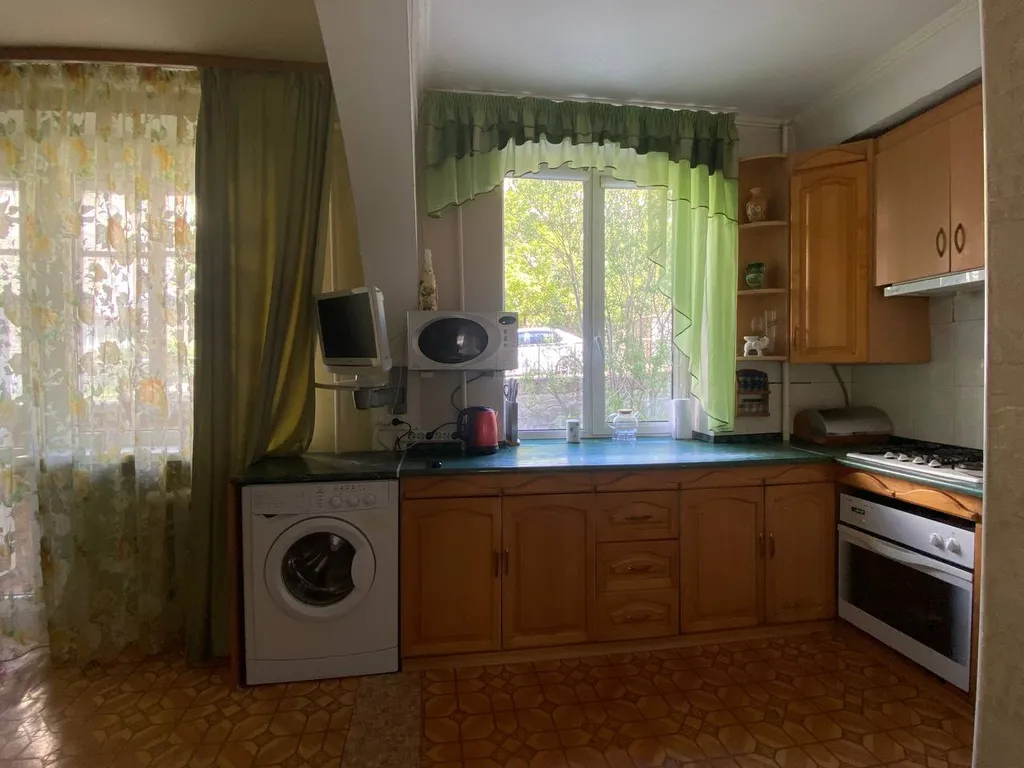 Уютная двухкомнатная квартира возле набережной Балаклавы