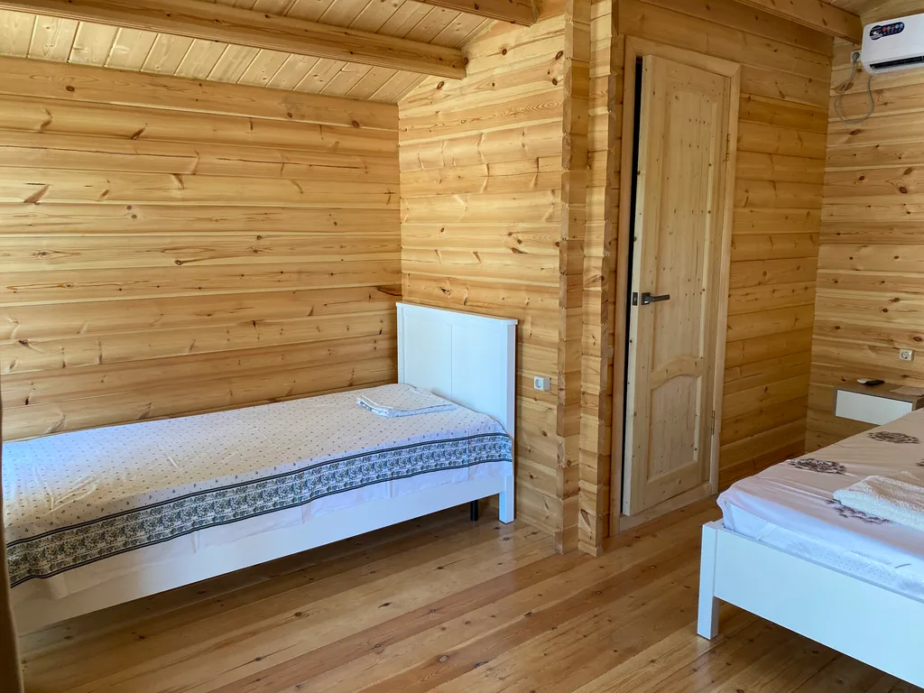 Коттедж у Водопада