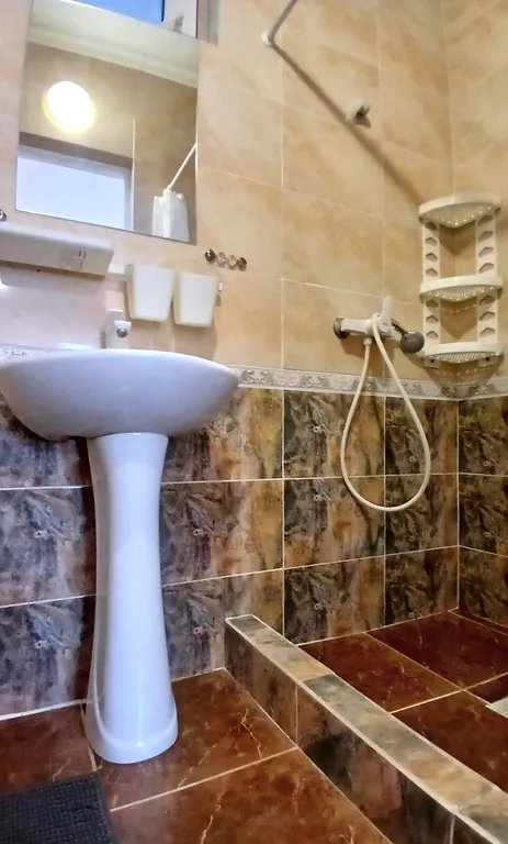 Уютная комната у моря