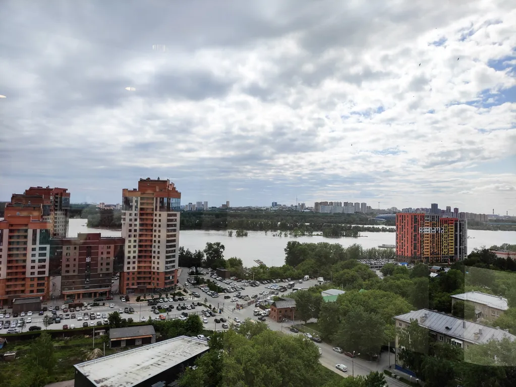 Квартира Двухкомнатная квартира с видом на реку — Новосибирск