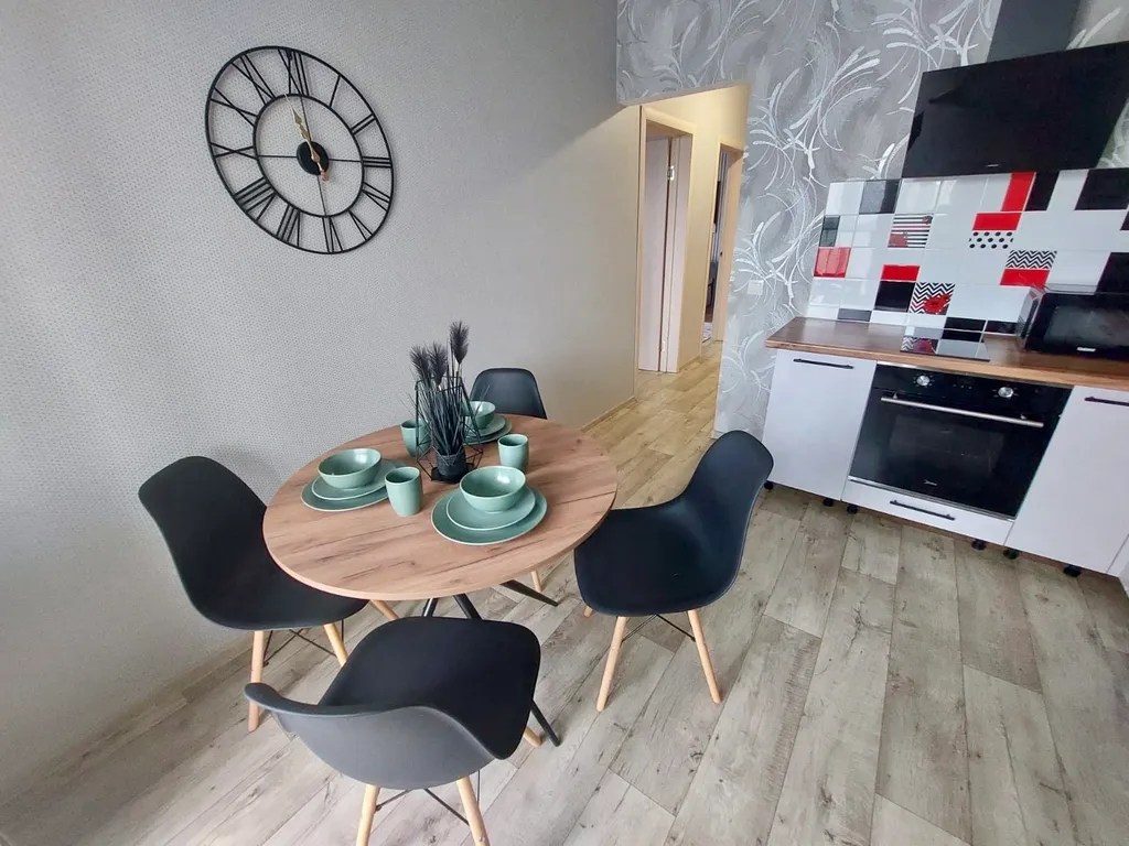 Уютная двухкомнатная квартира недалеко от центра