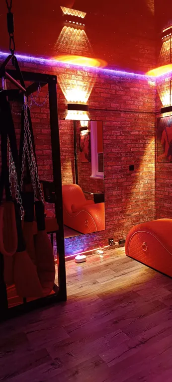 Студия с Красной комнатой - БДСМ
