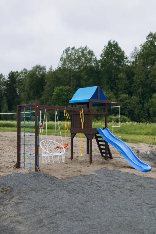 Загородный дом с баней и чаном