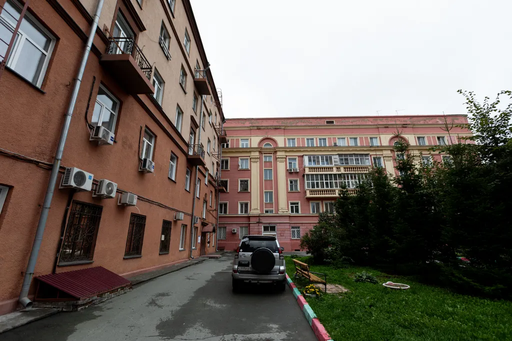 Квартира Шикарные апартаменты для 4х в новом доме, парковка — Новосибирск