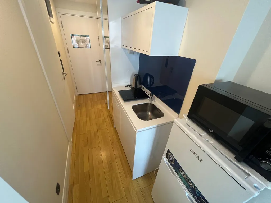 Апартаменты на первой береговой линии в апарт-отеле orbi city