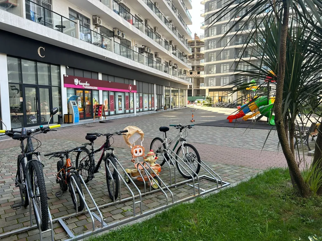 Whait Sails Apartments у бассейна для большой семьи