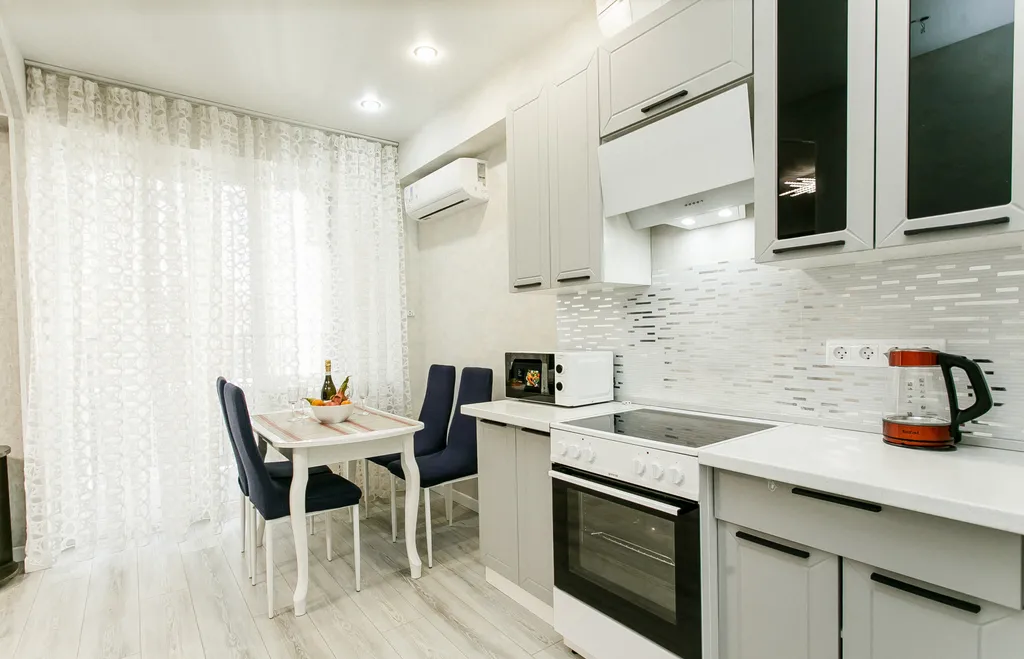 Просторный стильный апартамент на первой береговой линии