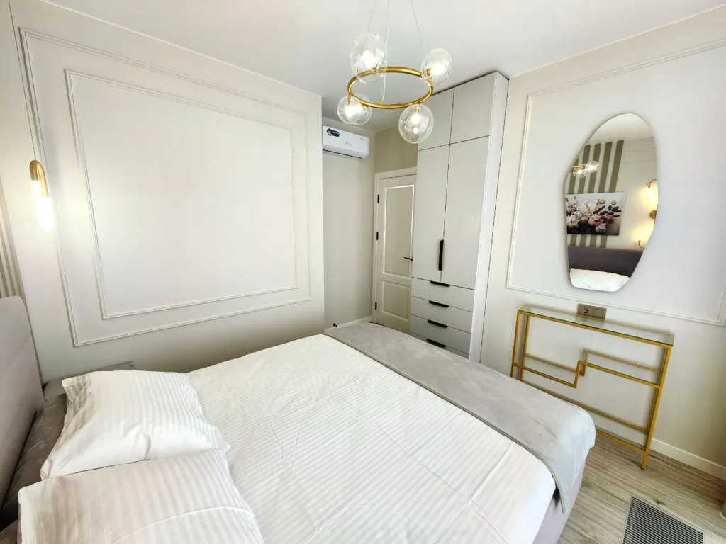 Дизайнерские апартаменты с видом на горы и море