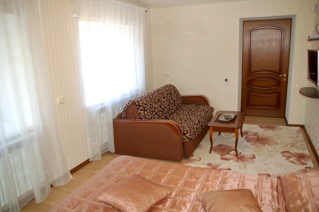 Уютный дом у моря