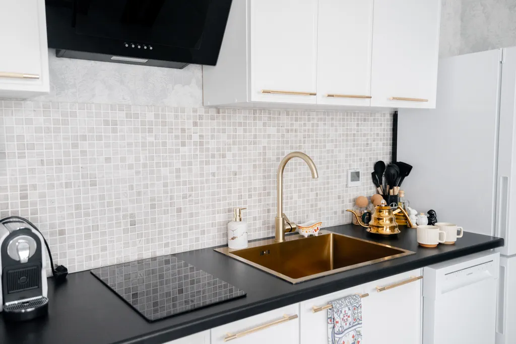 Апартаменты с подогреваемым бассейном Эльбрус Лакшери