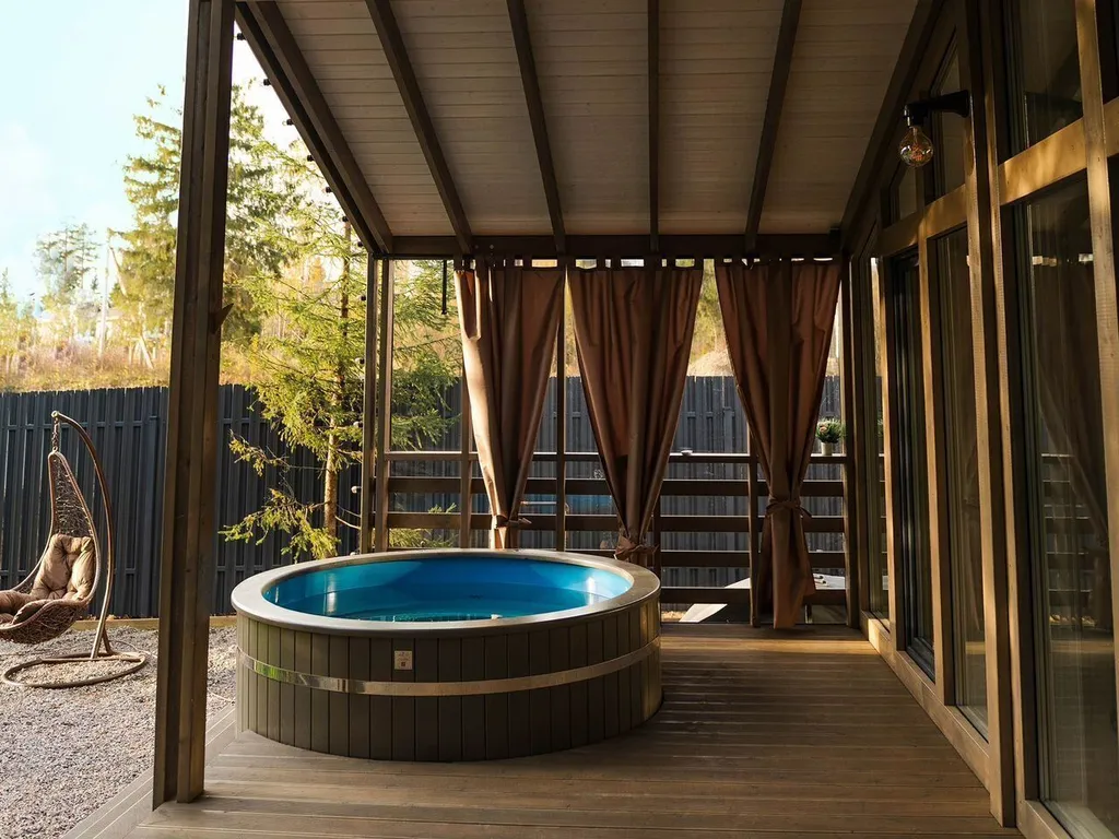 Коттедж Домик на берегу реки Охта — Агалатово