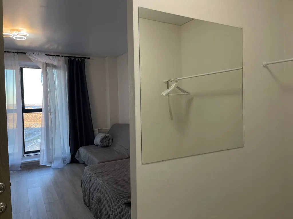 Студия с видом на лес